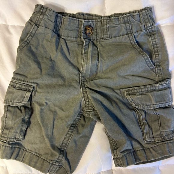 ☀️3/$25☀️ Toddler Carters and Old Navy Size 3T Shorts - Picture 3 of 4